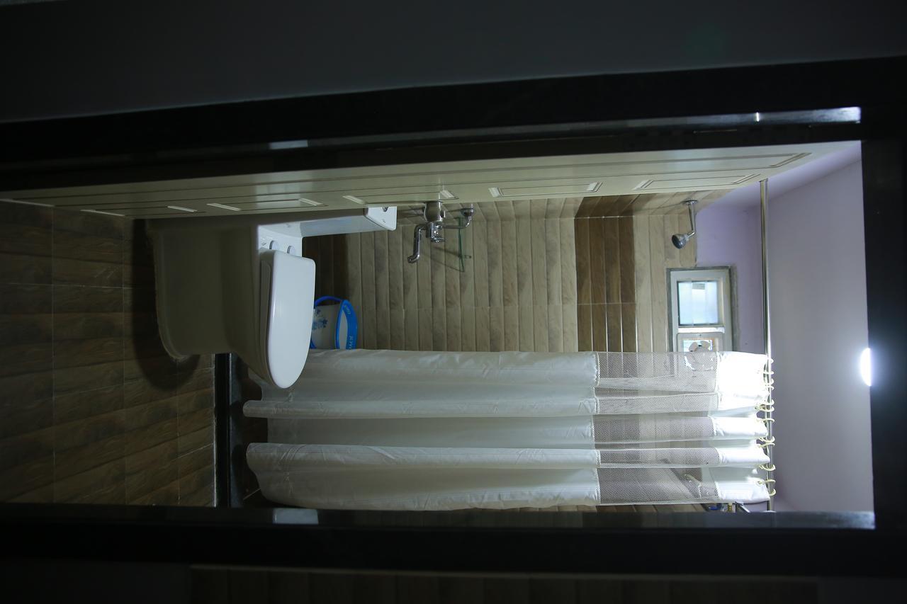 Lokis Forest Inn Hajdarábád Exteriér fotografie